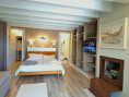 /album/photogallery/bedroom-4-jpg/